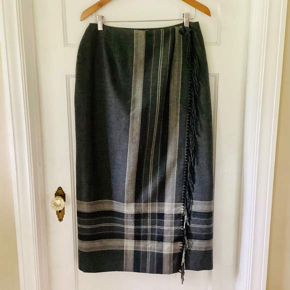 Vintage Talbots Fringe 100% Wool Wrap Midi Skirt Gray Plaid Size 10 classic - Picture 1 of 11